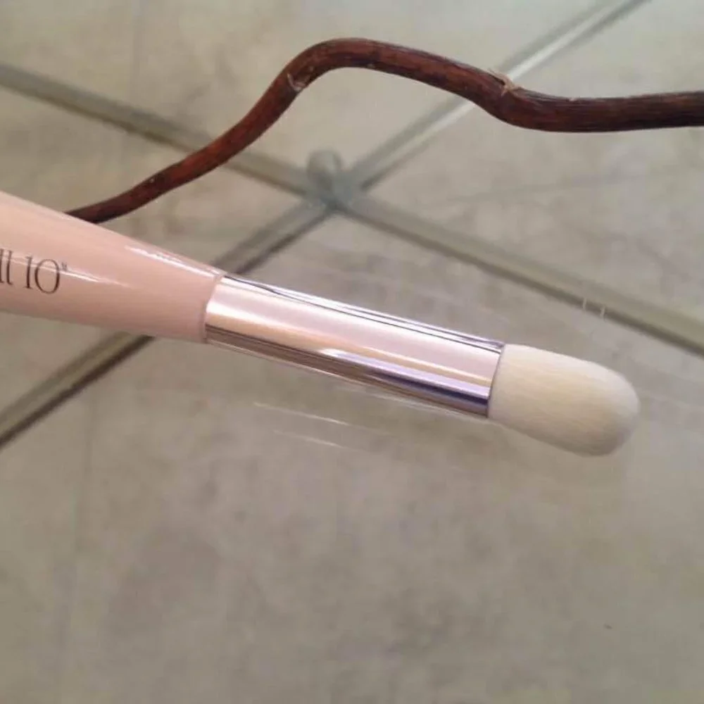 Doll 10 Double Ended Foundation and Concealer Brush No. 7 - Brand New!